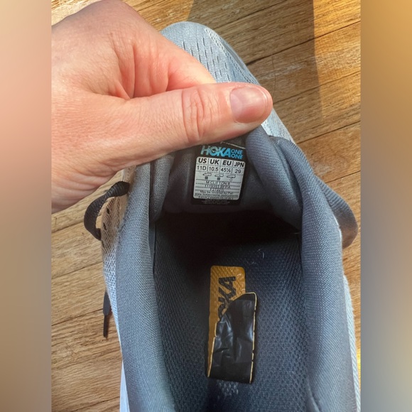 Hoka One One Clifton 8 Size 11D Men’s Gray and Orange - Picture 4 of 9